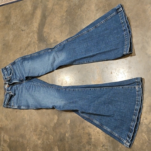 Vintage Awesome Wrangler Denim Blue High Rise Wide Flare Jeans 26/36 - Picture 1 of 15